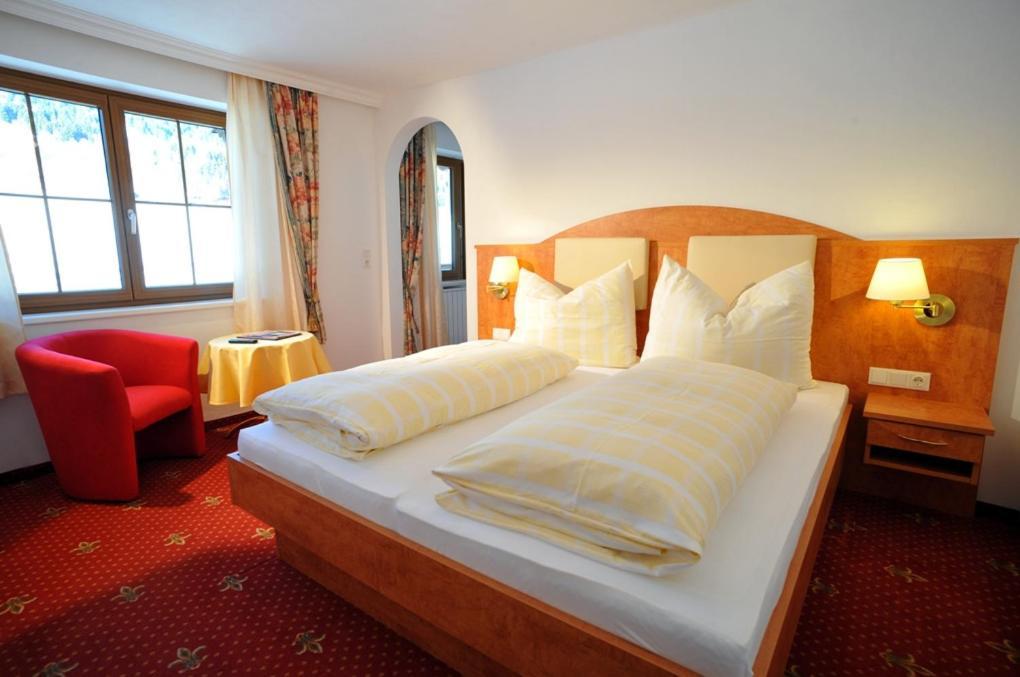 Hotel Leamwirt Hopfgarten im Brixental Esterno foto