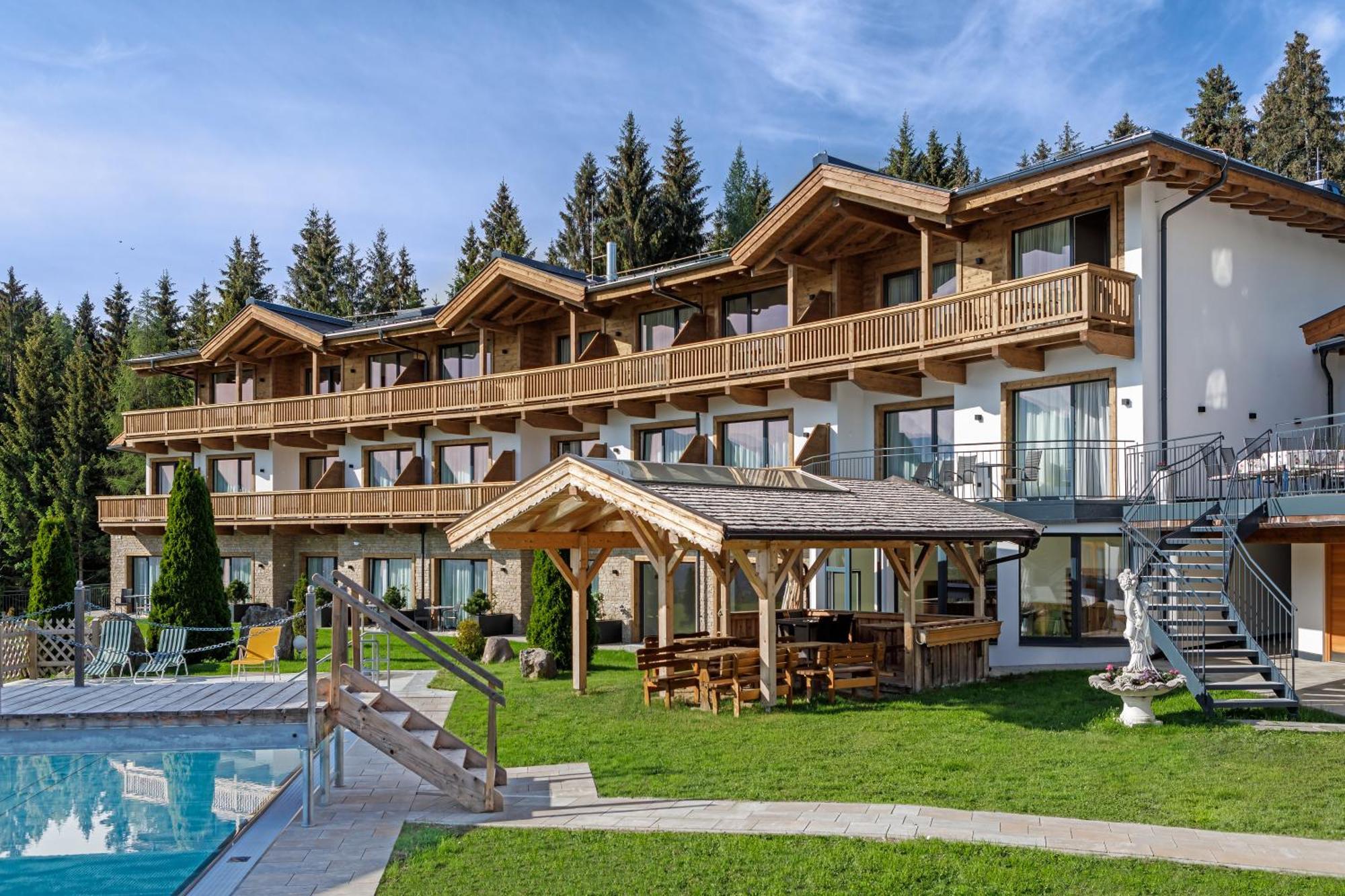 Hotel Leamwirt Hopfgarten im Brixental Esterno foto
